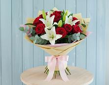 Букет цветов из:  Лилии и Розы в Донском
