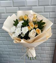 Букет цветов из:  Розы и Хризантемы в Донском