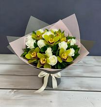 Букет цветов из:  Орхидеи и Розы в Донском