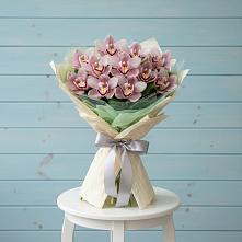 Букет цветов из:  Орхидеи и Розы #REPLACE_PRED# Донском