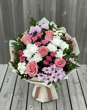 Букет цветов из:  Альстромерии, Гвоздики, Розы и Хризантемы в Донском