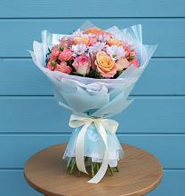 Букет цветов из:  Хризантемы и Розы в Донском